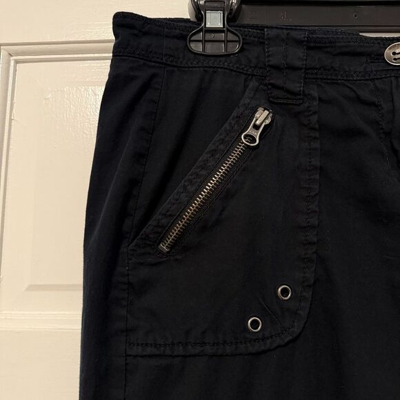 New York & Company 8 Pocket Mid Rise Ankle Cargo Pants Utility Black‎ Size 4 - Picture 2 of 10